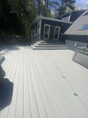 Before & After Deck Staining in Boxford, MA (4)